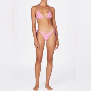 - New Triangl swimwear Vinca Lotus